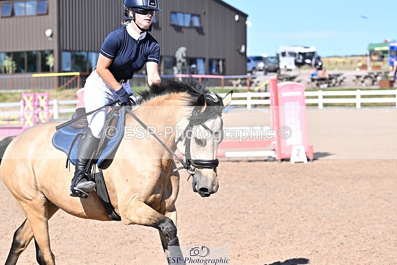 250708A-172900-00235 - 80cm Classes