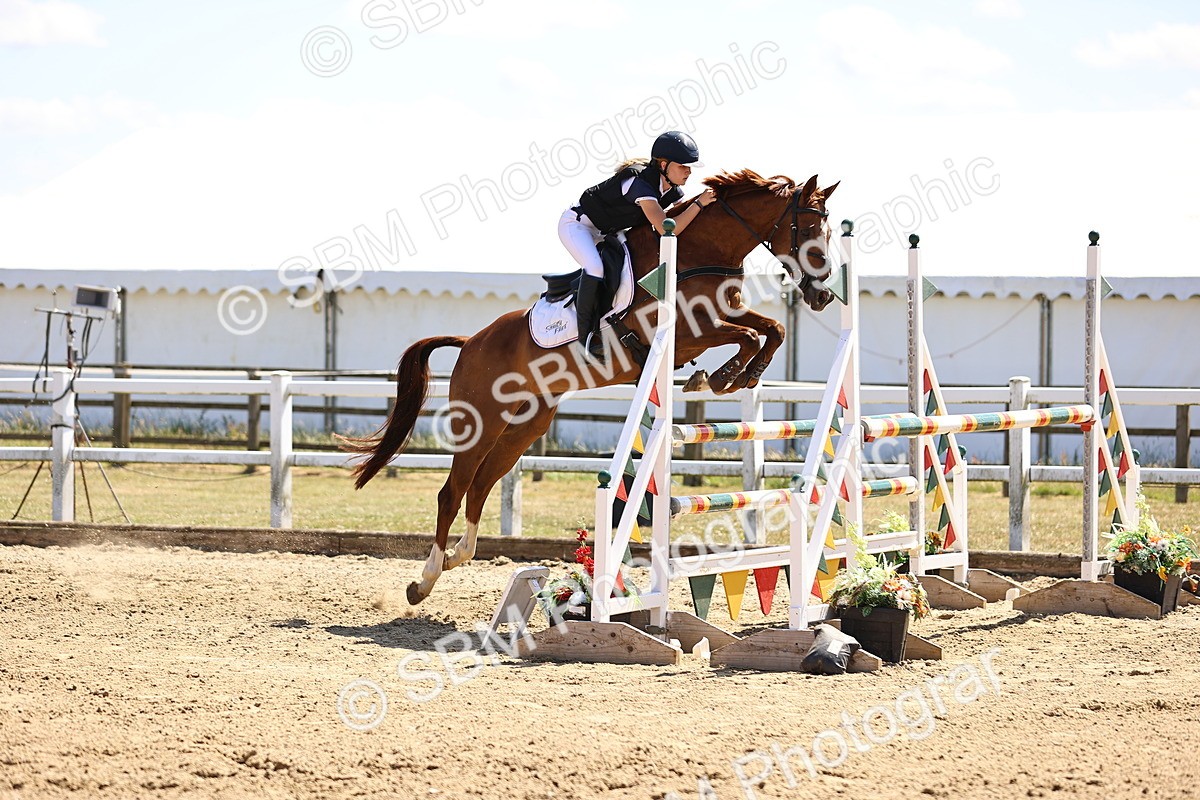 SBM_014965 - Class 15 - Senior Newcomers - 1.10m Open