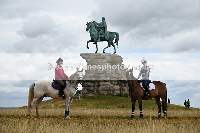 DSC_7221 - Time at Statue 12:45 to 13:15