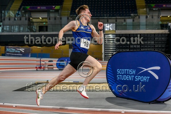 StudInd-914914 - Track Male Set One
