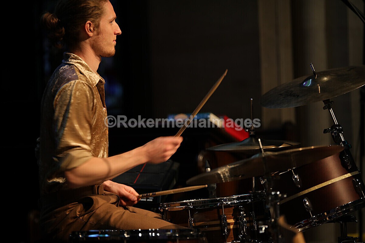 FOLK N BLUES-521 - FOLK and BLUES SEPT 2022