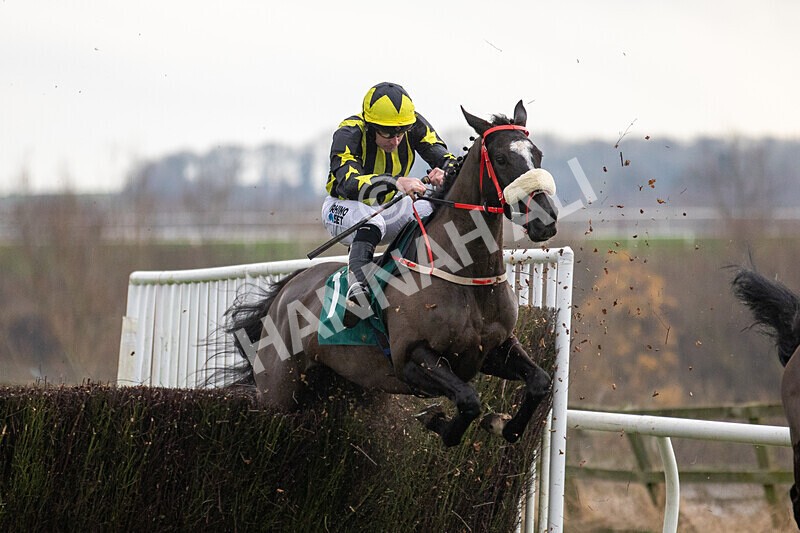 171224-Race 3-Not Staying Long-0123 - Race 3