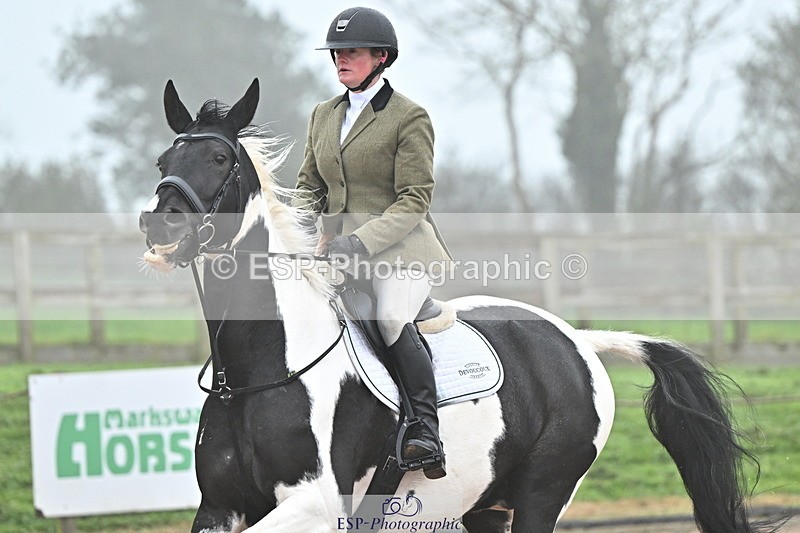 241103A-112600-07038 - SUN Cls 18 British Novice and 90cm Open