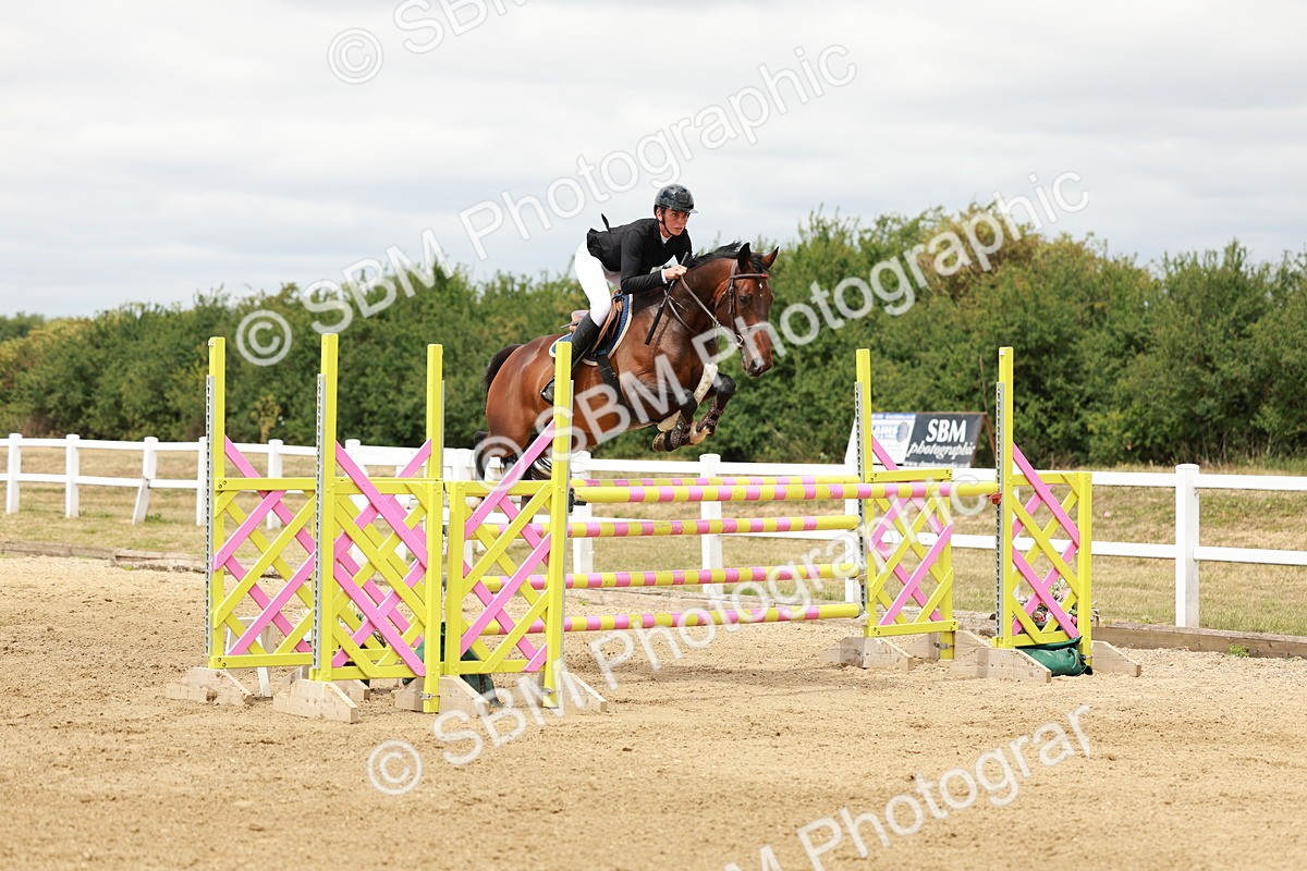SBM_018436 - Class 21 - Senior Newcomers Championship 2d Rd