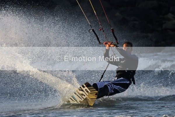 KS 230908-62 - Kite Surfing