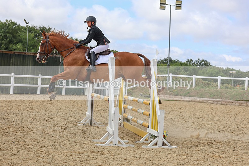 3E7A5018 - Class 4: Senior British Novice/90cm open