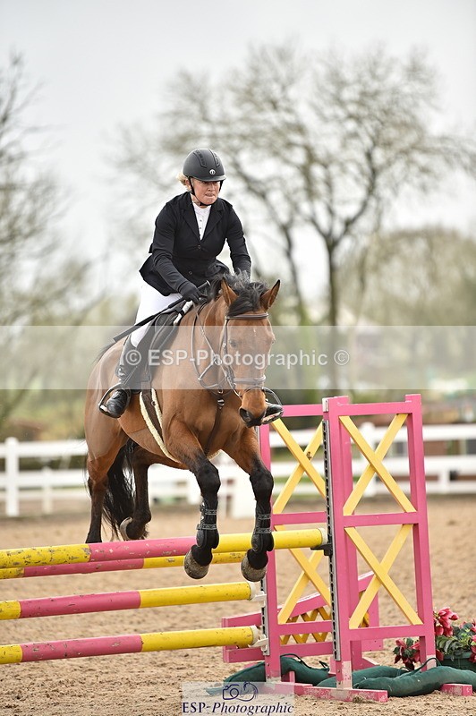 240405A-110648-00670 - Cls 8 British Novice and 90cm Open