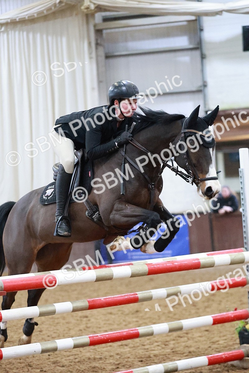 SBM_001452 - Class 4 - Senior Newcomers - 1.10m