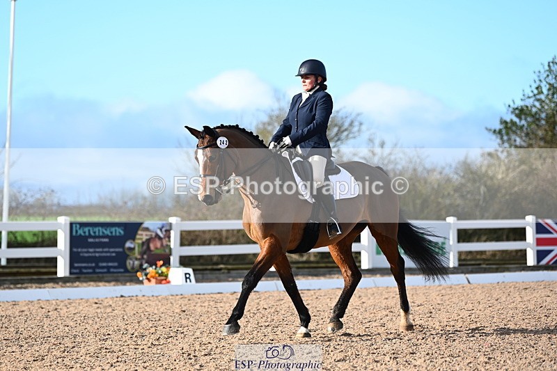 240218A-144626-08740 - 242-Alex.Robinson-Barr-French.Affair