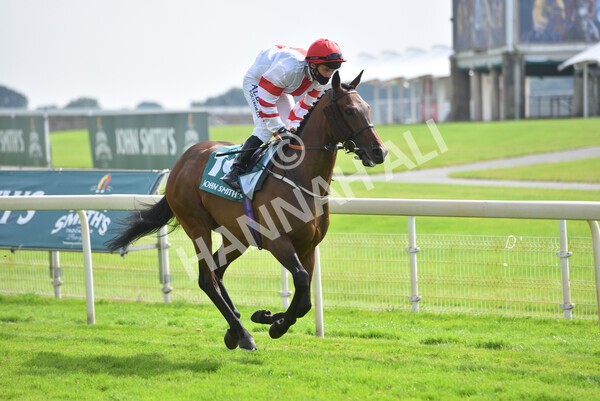 yr10072021r5-18 - Race 5: 4.05pm John Smith's Cup