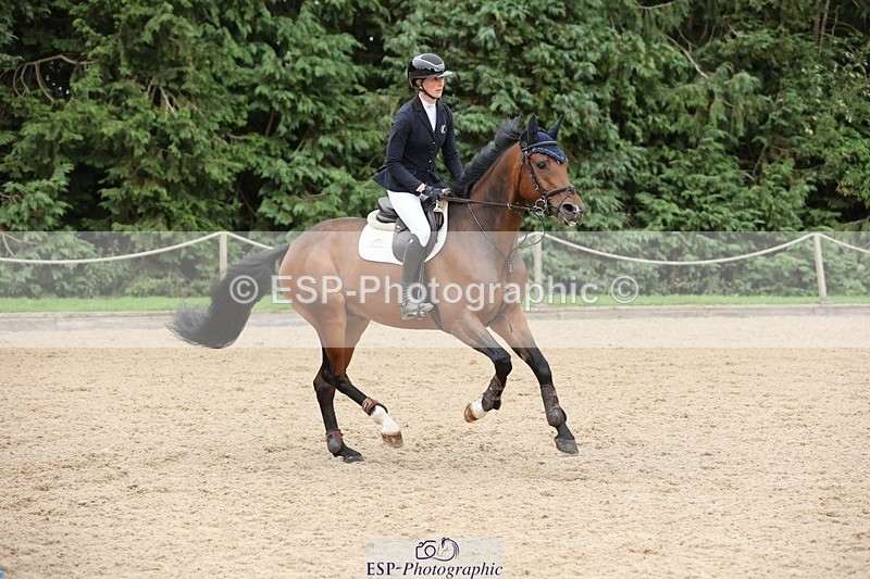 240817-153806-02319 - 06A Snr Fox 1.20m open