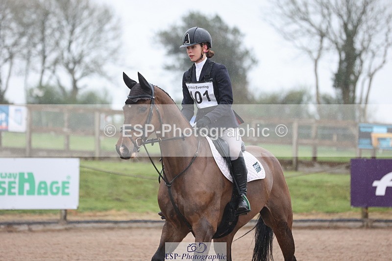 250418-093204-00430 - 101-Katie.Corbin-SPORTSFIELD.U2