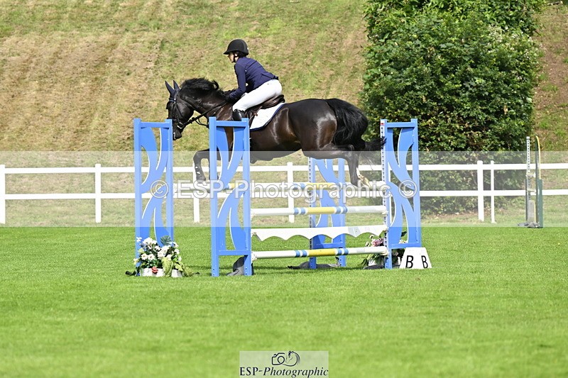 250613A-100915-00310 - Cls 1 Snr Newcomers and 1.10m Open