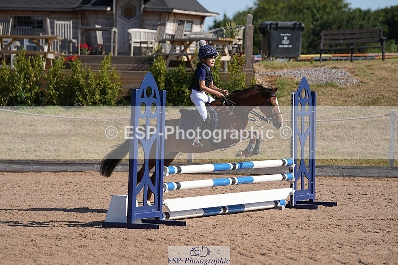 250712-092440-01112 - Cls 1 Pony Intro 70cm