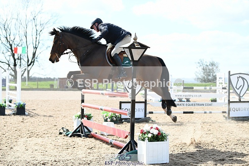 250328-125534-01088 - Cls 3 Snr Foxhunter