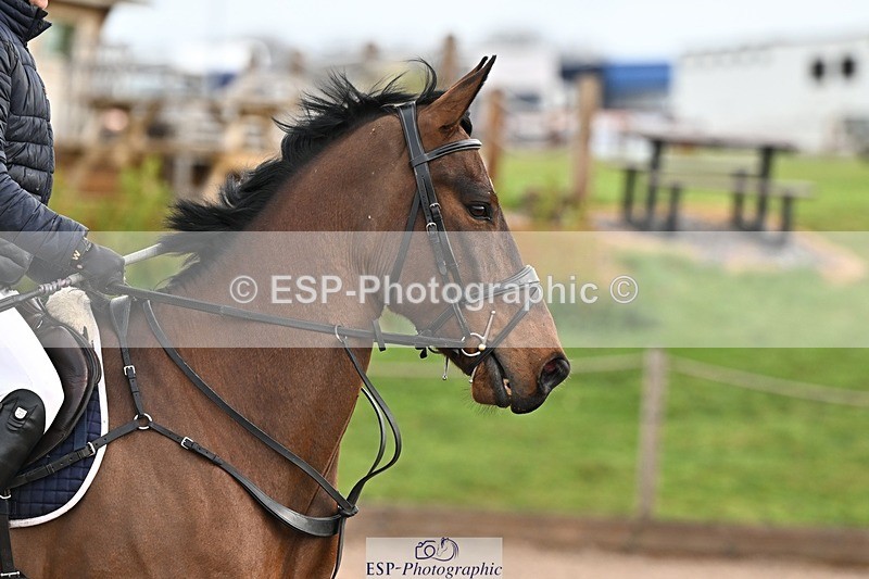 250416-090609-00023 - Cls 1 British Novice and 90cm