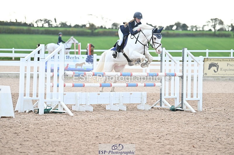 231119A-113519-05446 - Sun Cls 5 Newcomers & 1m Open