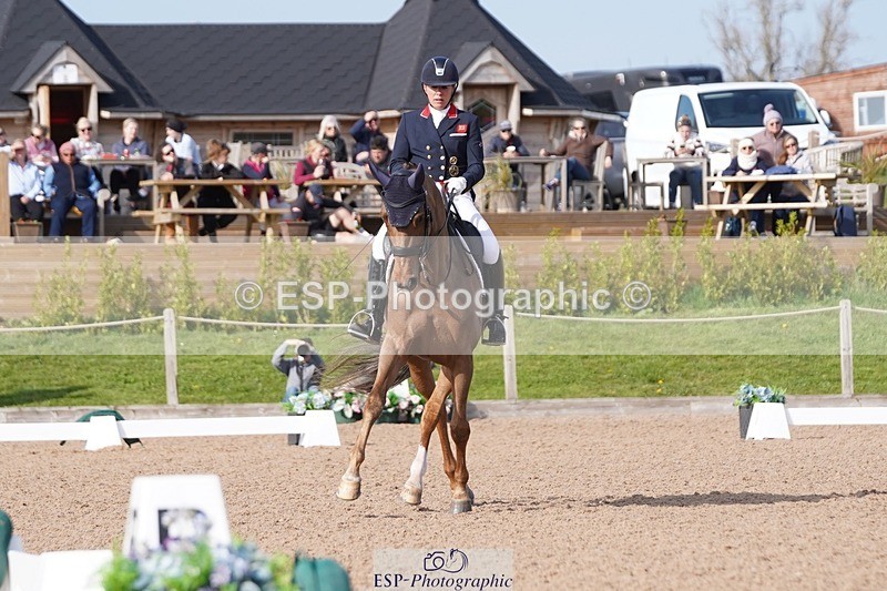 250404-162548-07704 - 138-fiona.bigwood-Donna.Bella