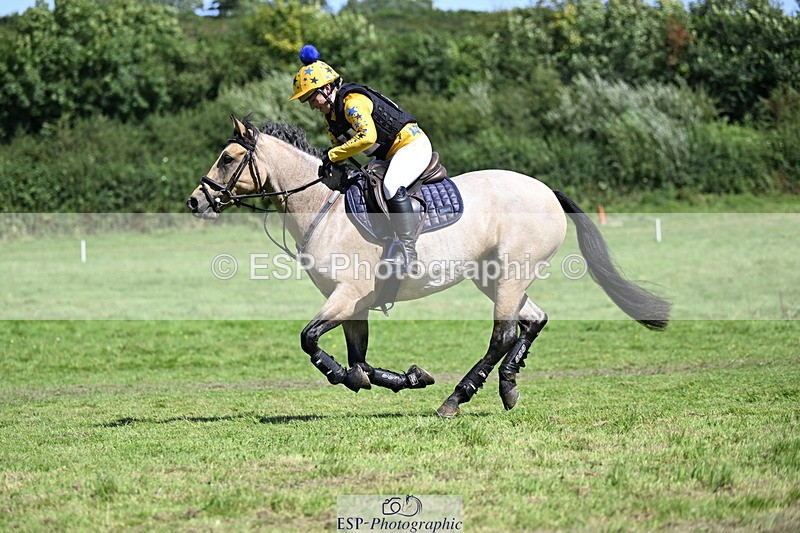 240811A-111952-01430 - 054-