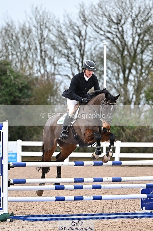 250129-121839-00334 - Cls 04 Snr Newc & 11.0m Open