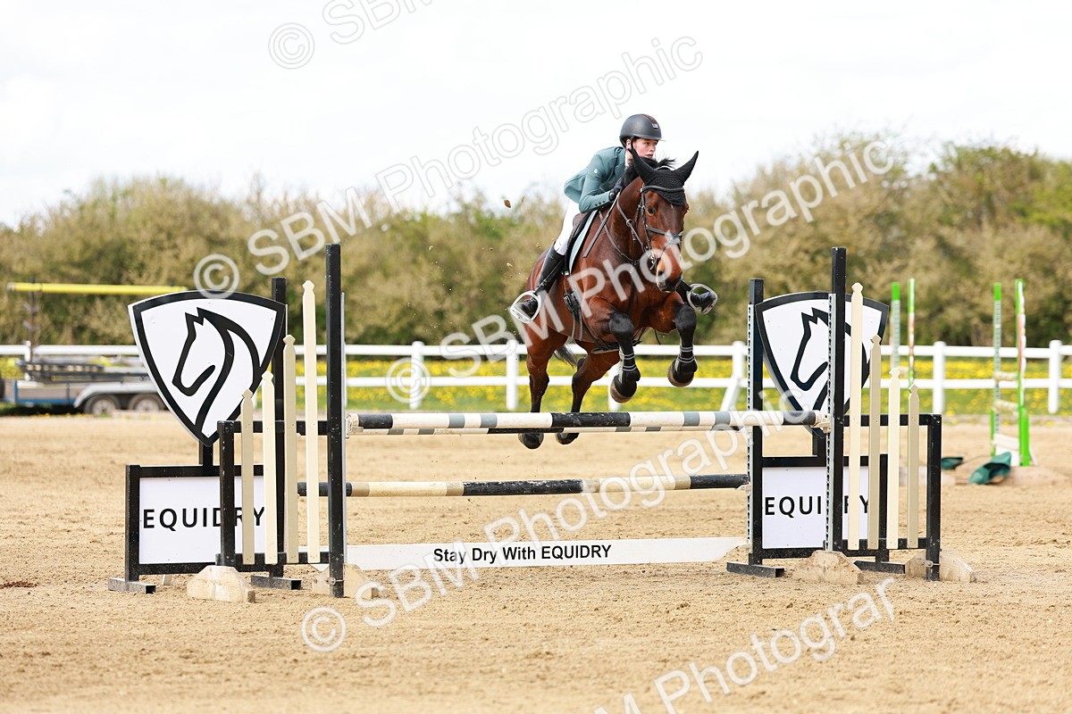 SBM_002231 - Class 4 - Senior Newcomers - 1.10m