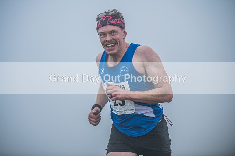 Sale-120 - Sale Fell Race Saturday 22nd November 2025