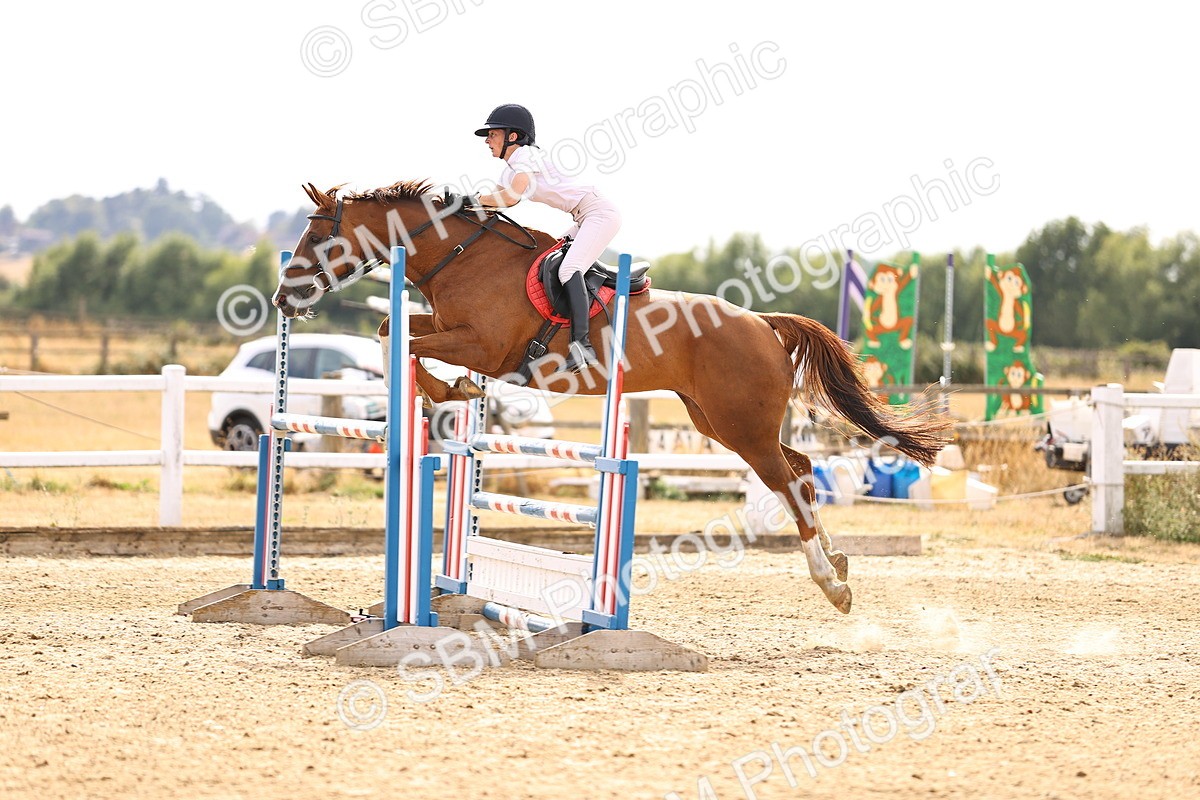 SBM_001634 - Class 6 - Senior Newcomers 1.10m