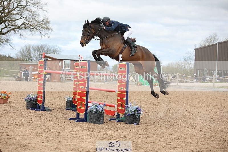 240419A-123829-07349 - Cls 6, 2 Star Medium Tour 1.35m