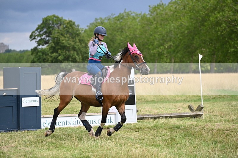 WJ6_2796 - Time at Jump 11:06 to 11:40