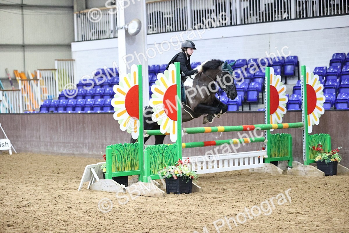 SBM_010401 - Class 12 - Blue Chip Pony Newcomers 1m Open both to Inc The Pony Restricted Rider Qualifier