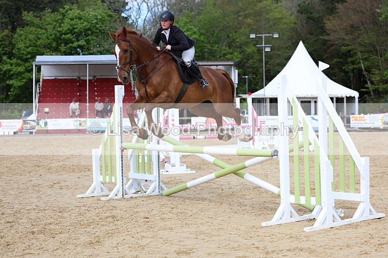 3E7A8270 - Class 11: 1 metre open