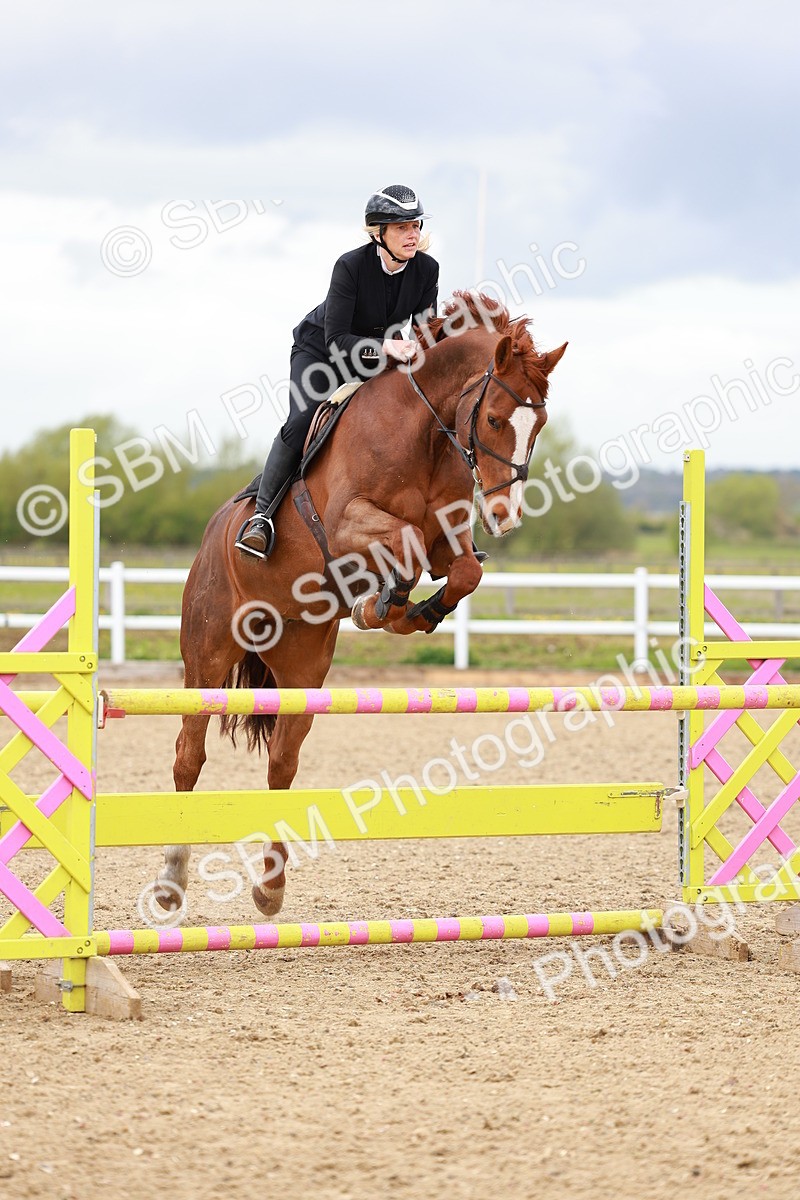 SBM_002247 - Class 10 - Senior Newcomers - 1.10m