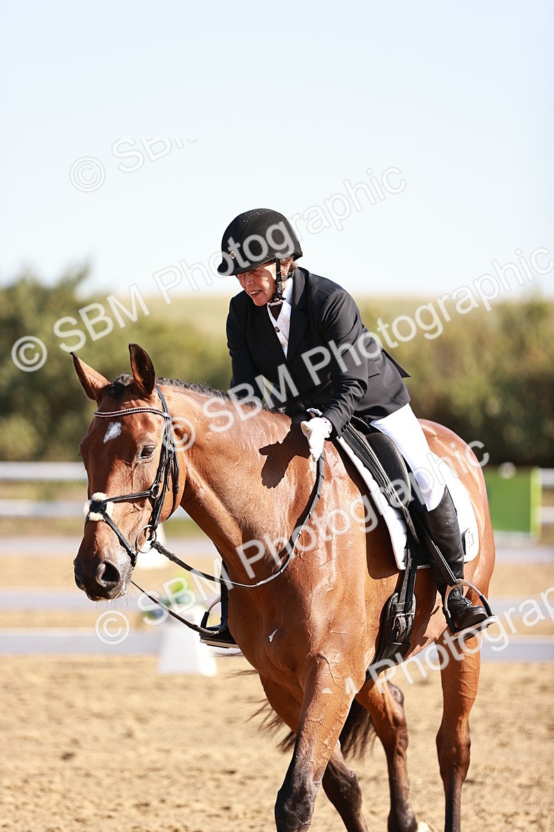 SBM_004335 - Class 12 - Novice 5 - 9.07-10.10