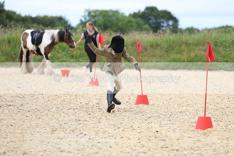 3E7A0122 - Egg and Spoon