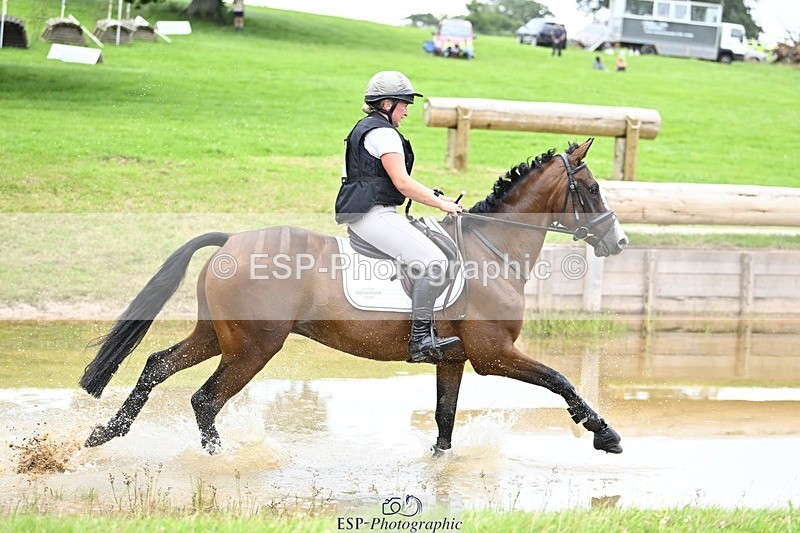 240803-110508-01845 - 057-Amy_Harris-SULA'S_MIDNIGHT_SPIRIT