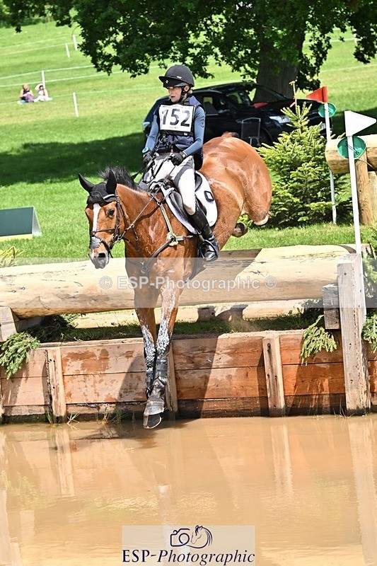 240525-133313-14456 - 152-MODRIX_DOR_VAN_DE_MISPELAERE-Annabel_Walsh