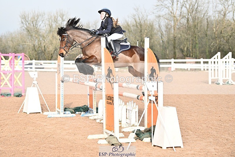 250209-113229-01546 - Cls 6 Pony Newcomers and 1m