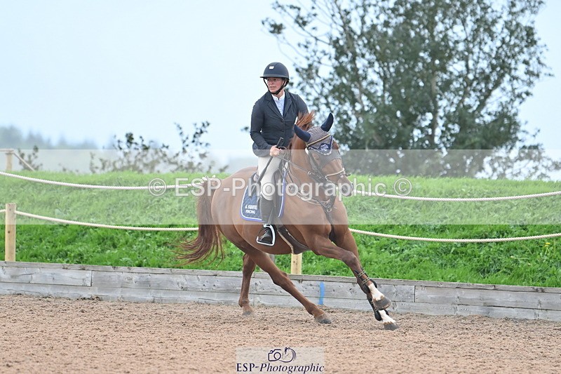 231013A-144026-02780 - Cls 9 Foxhunter & 1.20m Open