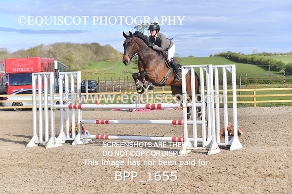 BPP_1655 - CLASS 18 SUN Senior Newcomers/ 1.10m Open