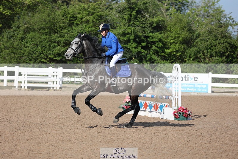 240510A-083326-04293 - Cls 13 British Novice and 90cm Open