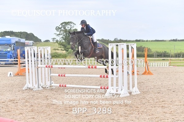 BPP_3288 - CLASS 5 Senior Newcomers/ 1.10m Open