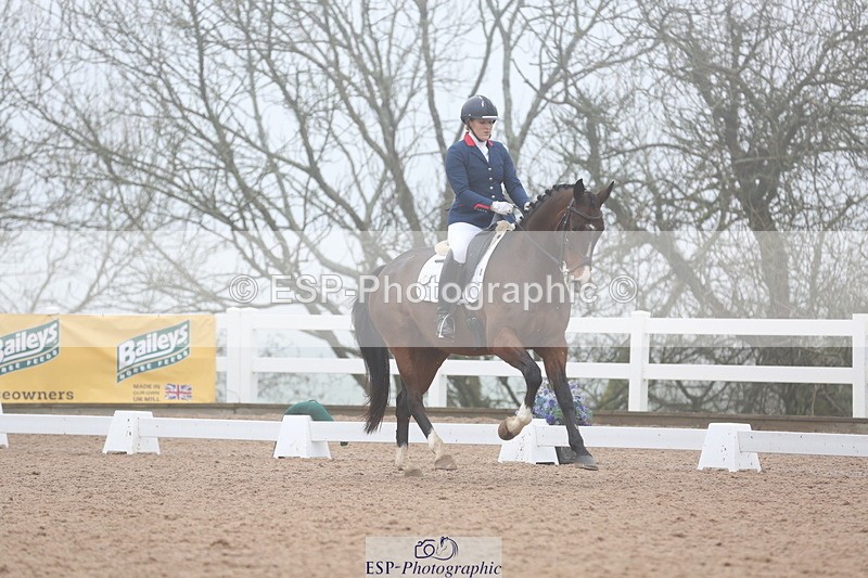 240217A-111310-01731 - 207-Charlotte.Dicker-Time.to.Fly.II