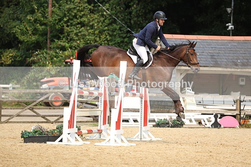 3E7A2693 - Class 9: Senior 1.15m Open