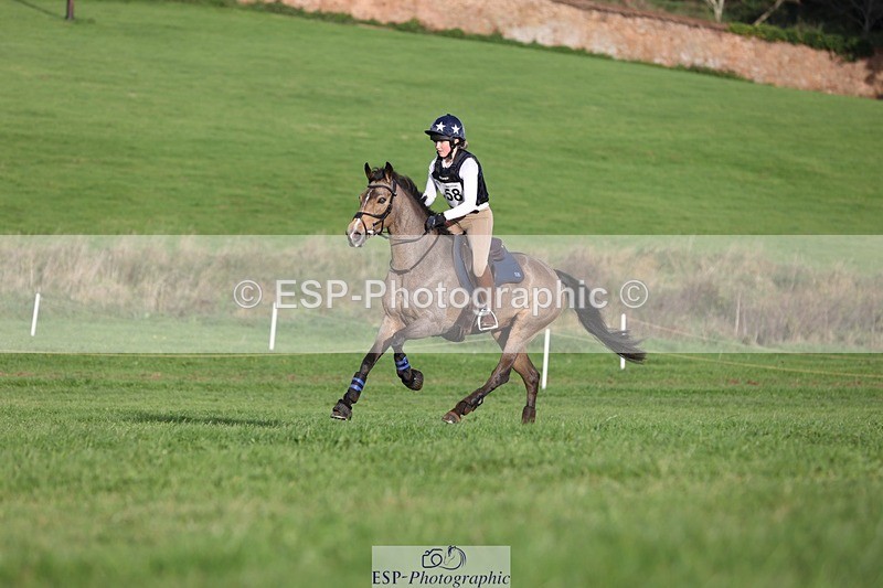 231021-161300-20560 - 558-BATHLEYHILLS.GOLDEN.SPRAY-Cleo.Whitbread-SC+XC