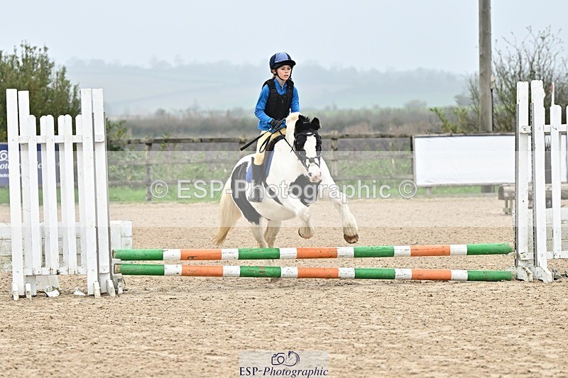 241110-095342-00114 - 40cm Showjumping