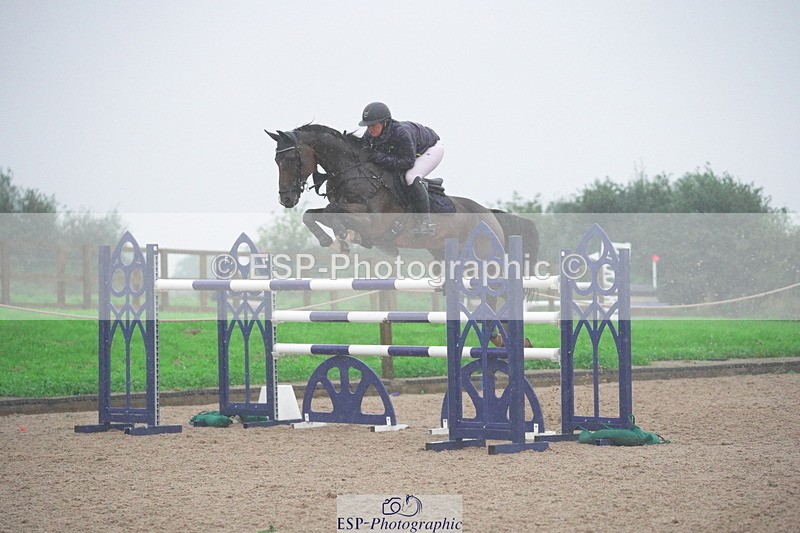 231017A-105118-06570 - Cls 26 Chard Equ Grand Prix