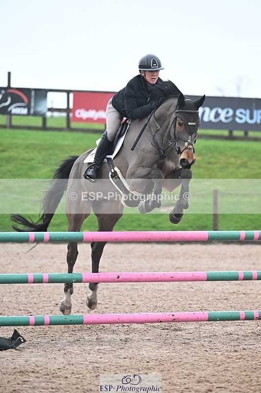 260121-133739-00401 - Snr Foxhunter 1.20m & 1.30m