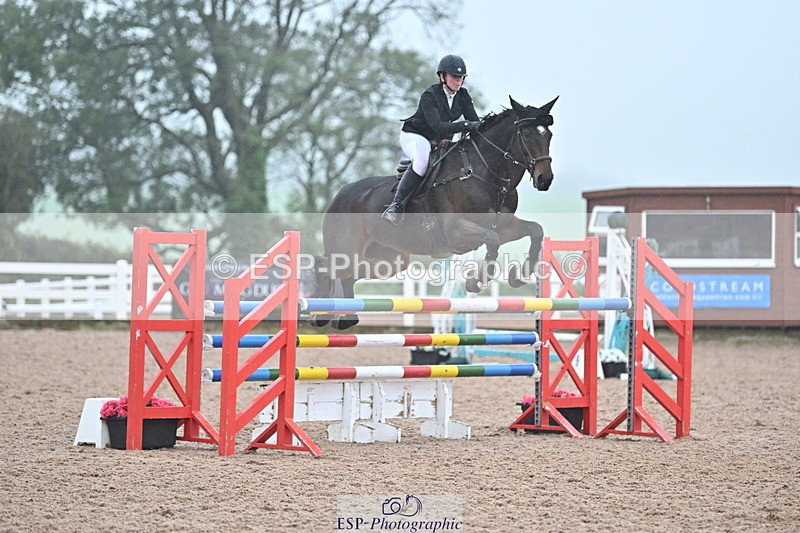 241006A-135840-07752 - Cls 27  1.15 Members Cup