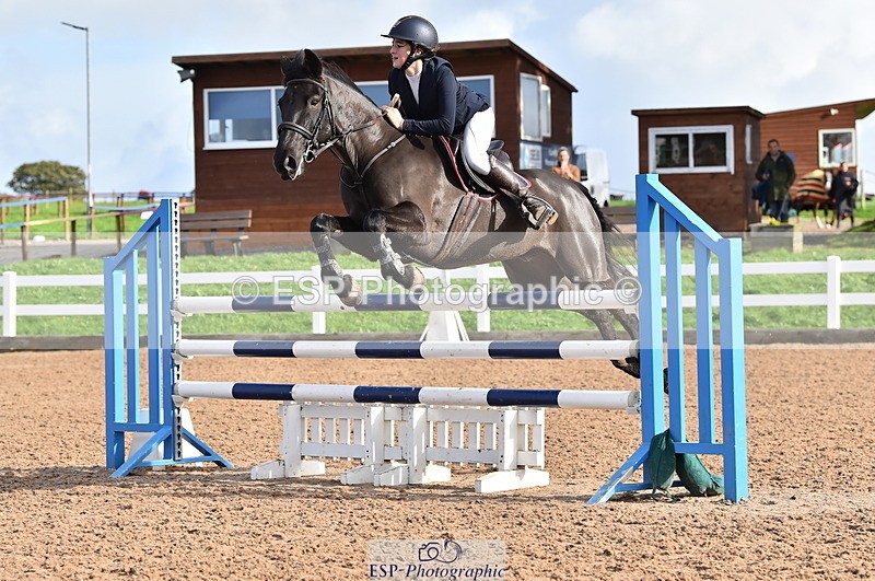 231029A-122154-03279 - Pony Foxhunter & 1.10m Open