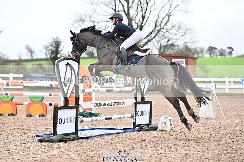 241206-130432-00899 - Cls 5 Newcomers and 1.10m Open